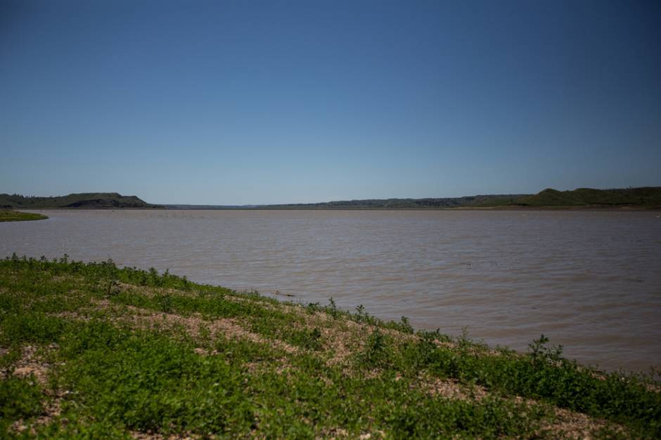 The transition zone where the Missouri River begins to resemble a lake above the Fort Peck Reservoir in Montana. (Credit: Christopher Guy/USGS)
